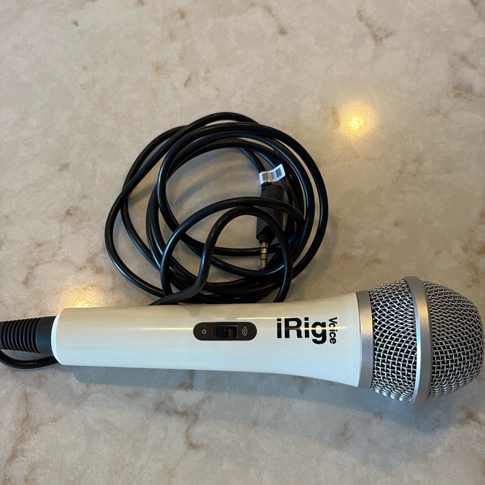 iRig Voice Microphone NWOB